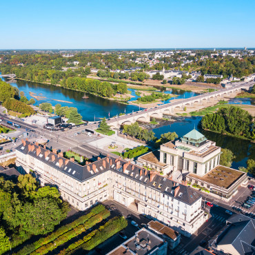 Agence-Tours-2.jpg