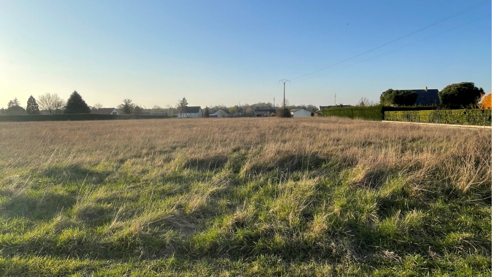 Terrain constructible de 1000m2 à Loches